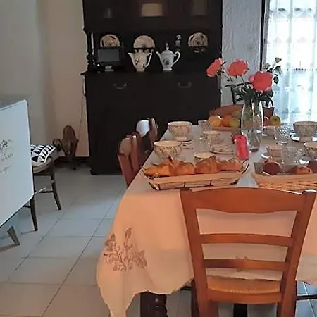 Casa San Salvadore Guest house